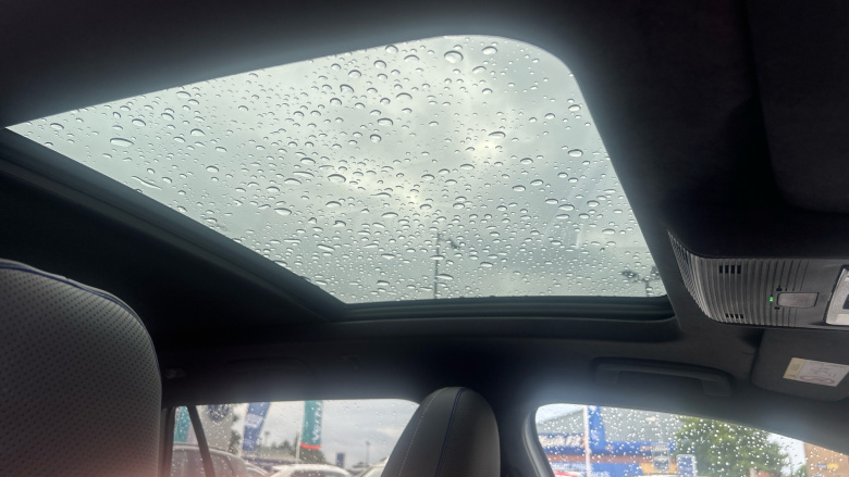 Volkswagen Passat 1.5 TSI eHybrid R-Line 5dr DSG Estate